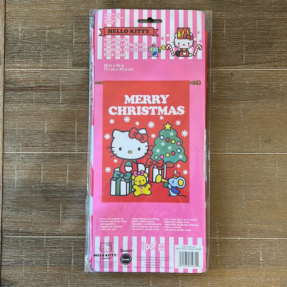 Hello Kitty House Flag Christmas Tree